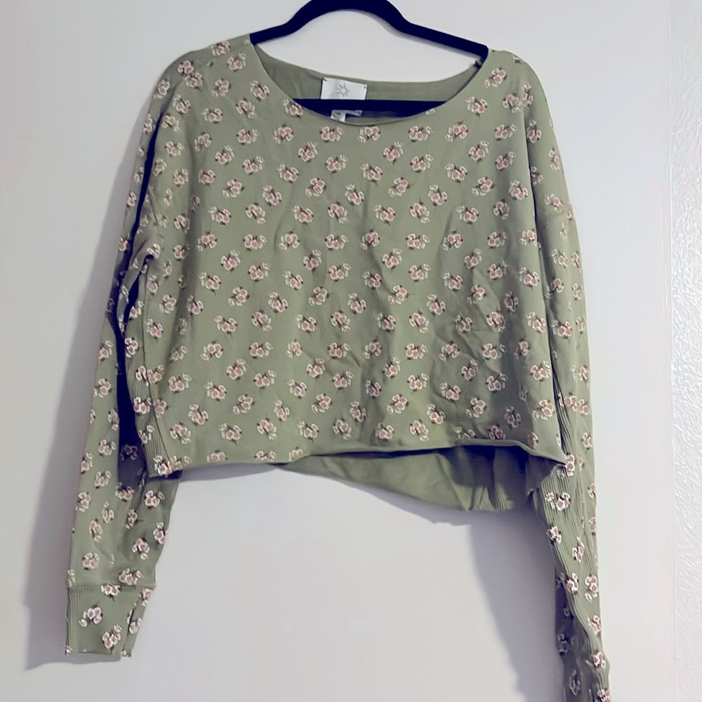 Cropped Floral top